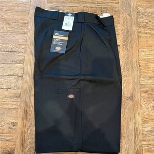 Dickies Twill Work Shorts Size 40 Black Loose Fit 13” Inseam NWT